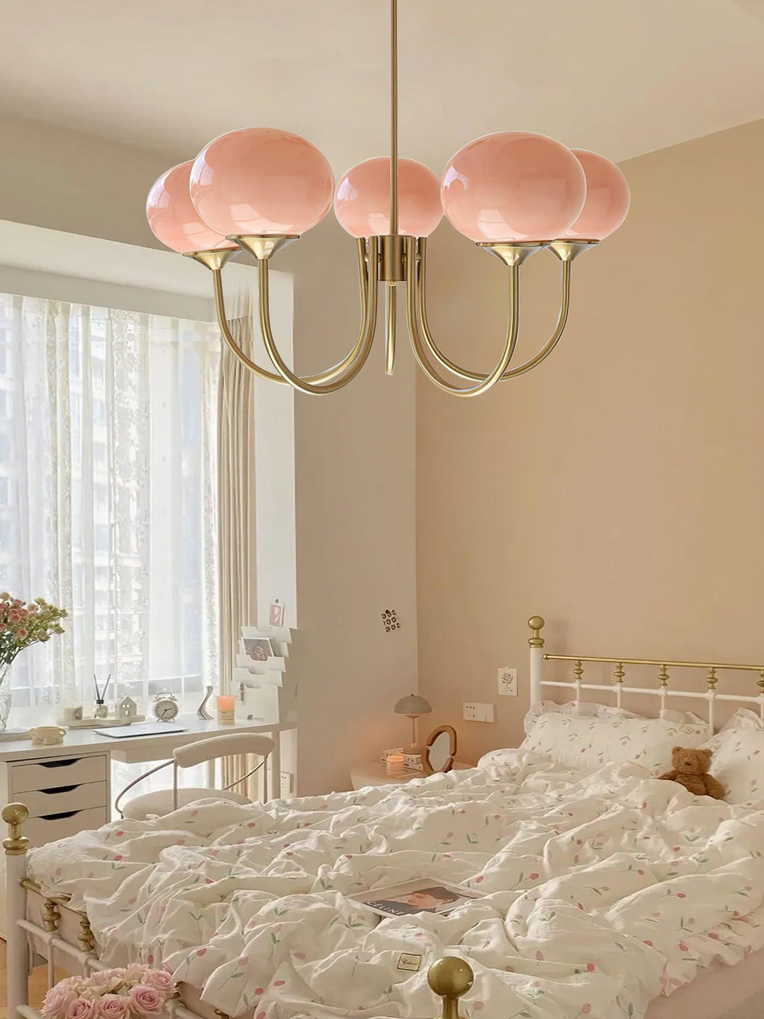 Modern Chandelier | Luxurious and Refined Design
