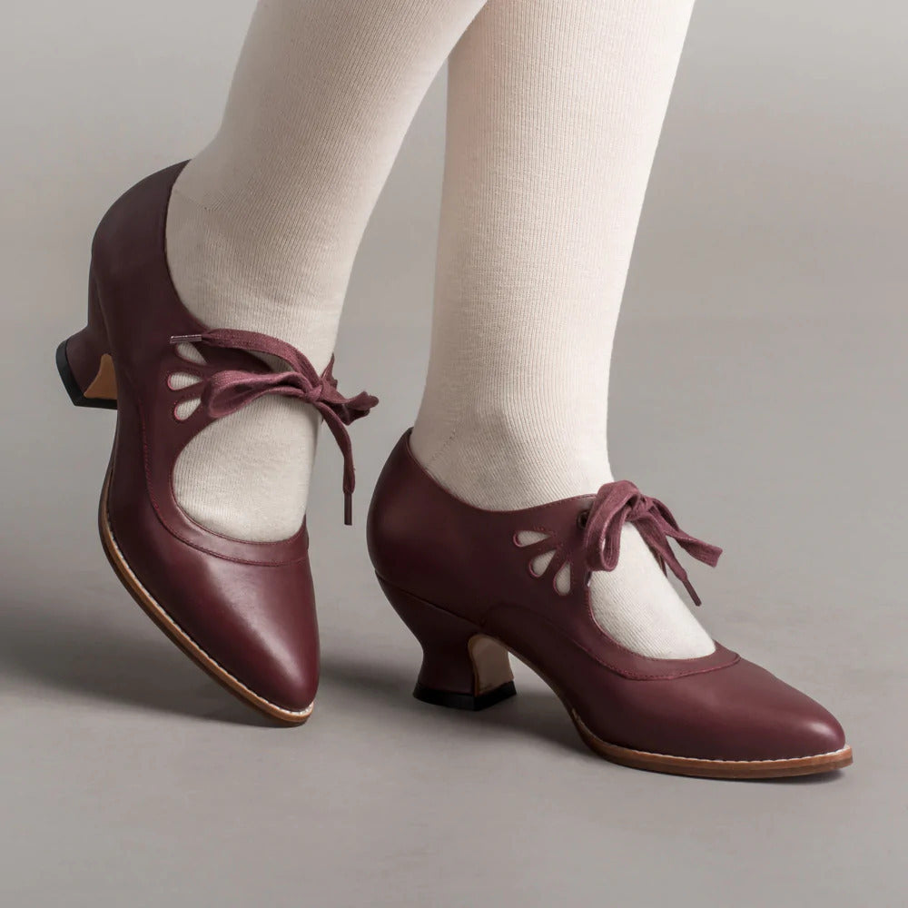 Orthopaedic Leather Court Shoes – Viviana
