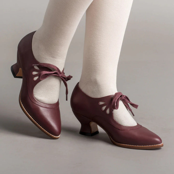 Orthopaedic Leather Court Shoes – Viviana
