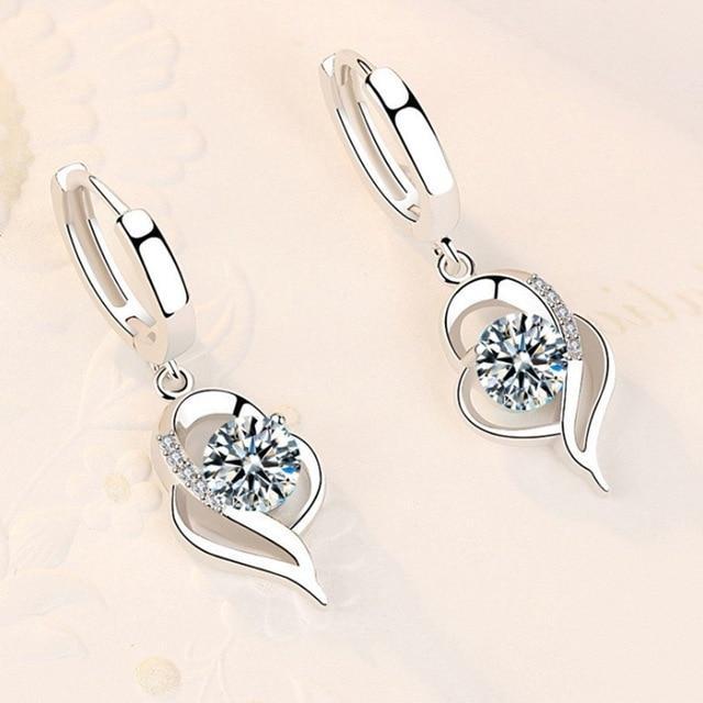 Sparkling cubic zirconia earrings in silver