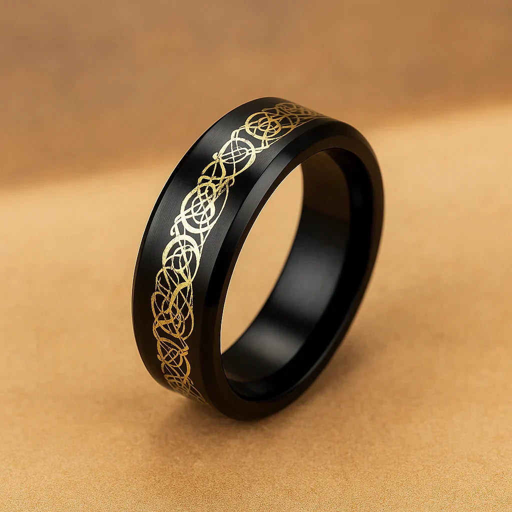 Endless silver ring with refined details