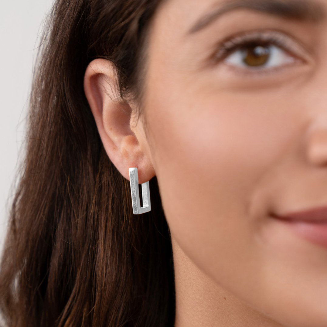 Elegant silver rectangular earrings