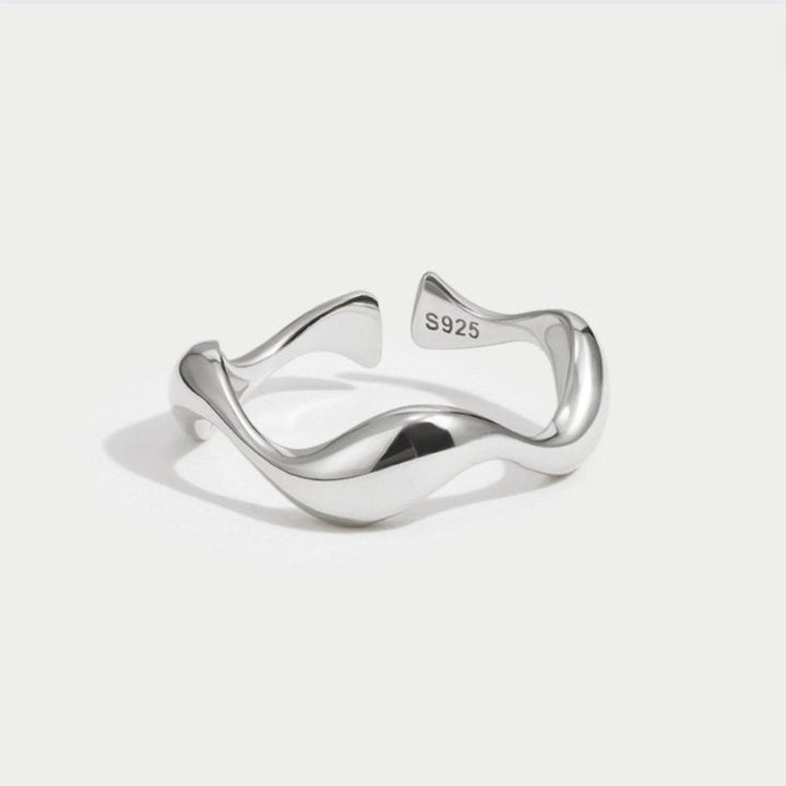 Waves - Silver Ring