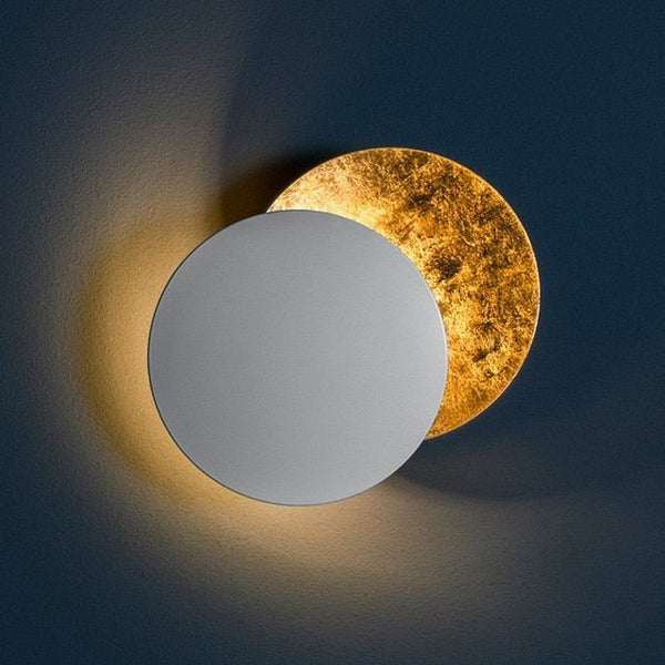 Wall Light with Magical Moonlight - Lunora