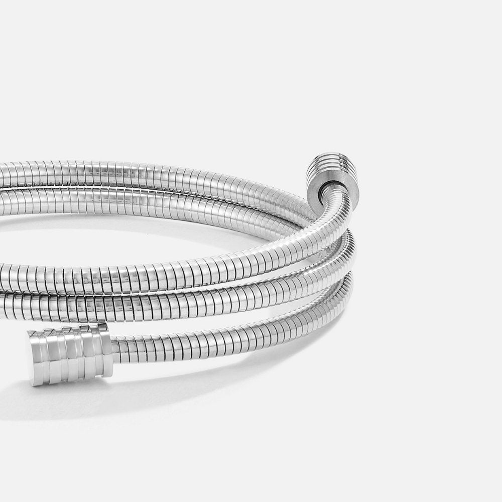 Refined silver bracelet with a subtle twist