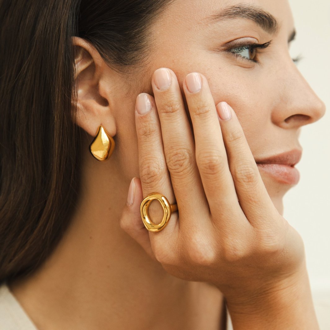 Soft textured gold ring