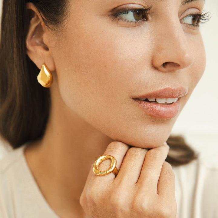 Soft textured gold ring