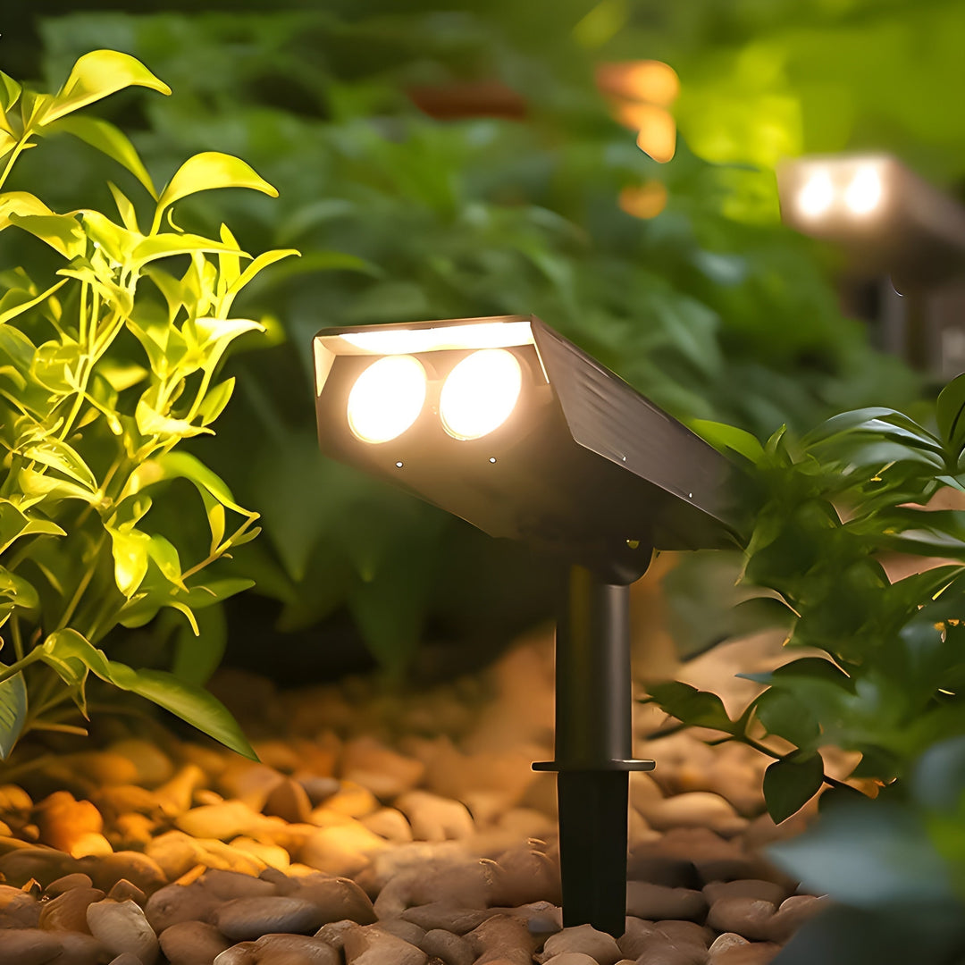 Solar Outdoor Spotlight with Adjustable Head for the Garden