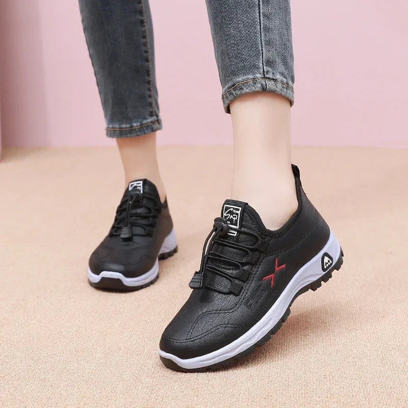 Women's Waterproof Lace-Up Trainers with Fleece Lining