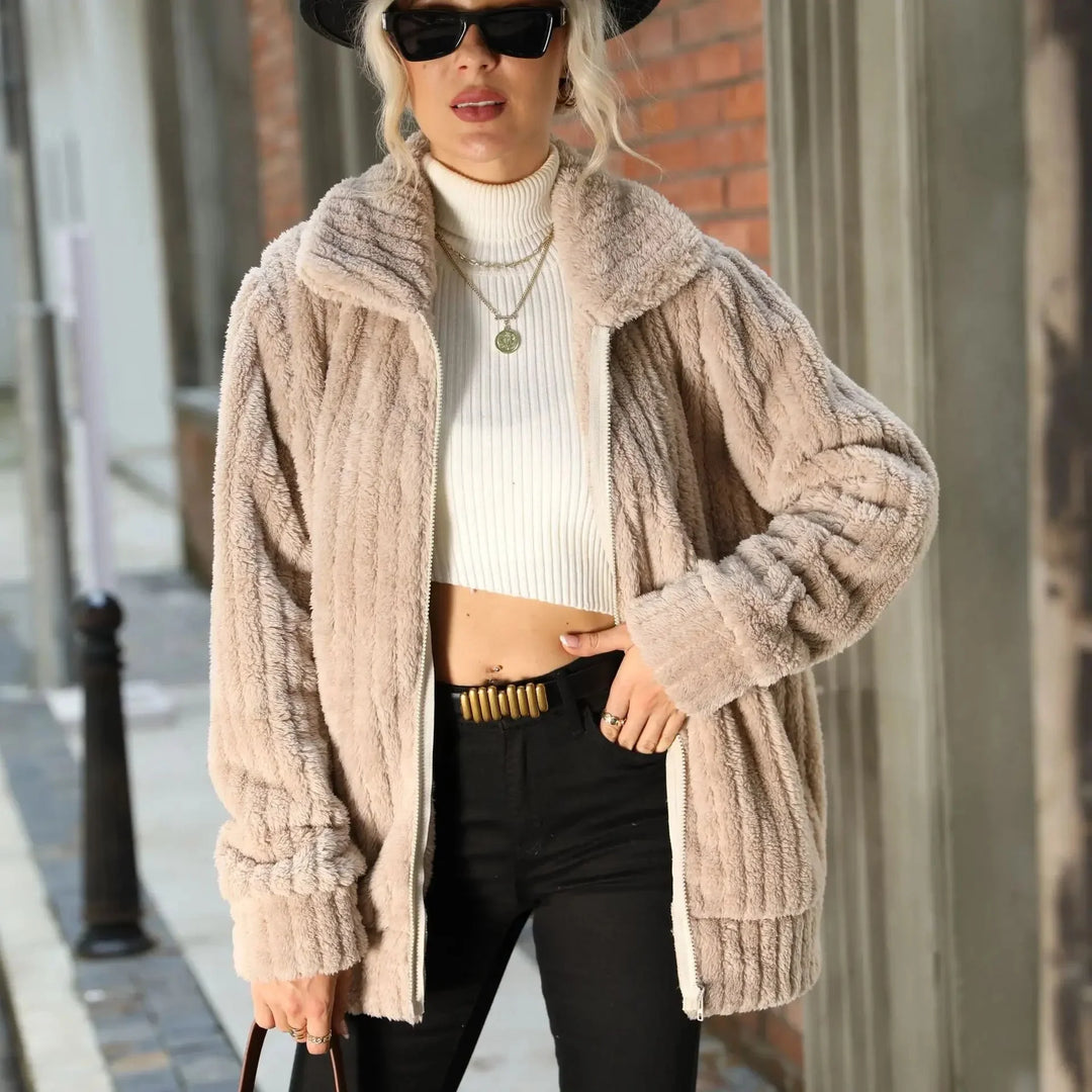 Cosy Fuzzy Fleece Zip-Up Jacket with Wide Collar