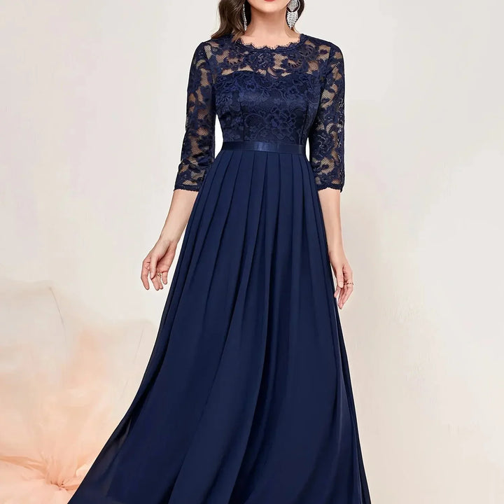 Women's Lace Pleated Maxi Dress with Round Neck