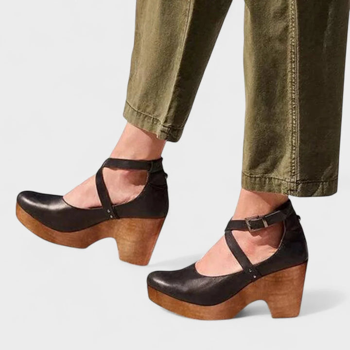 Women's Supportive Leather Platform Sandals with Ankle-Strap Buckle