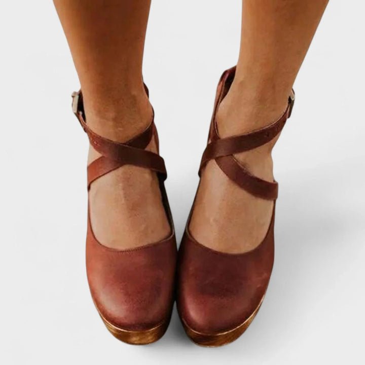 Women's Supportive Leather Platform Sandals with Ankle-Strap Buckle