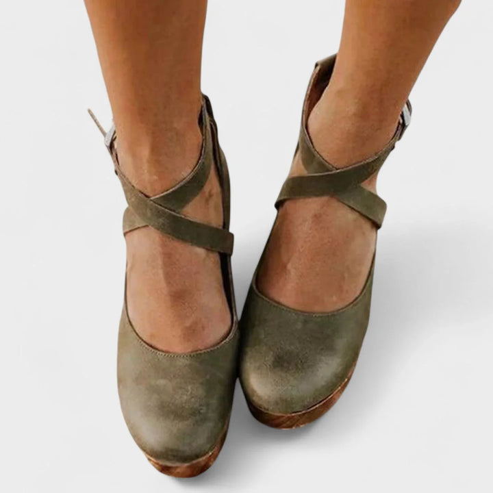 Women's Supportive Leather Platform Sandals with Ankle-Strap Buckle