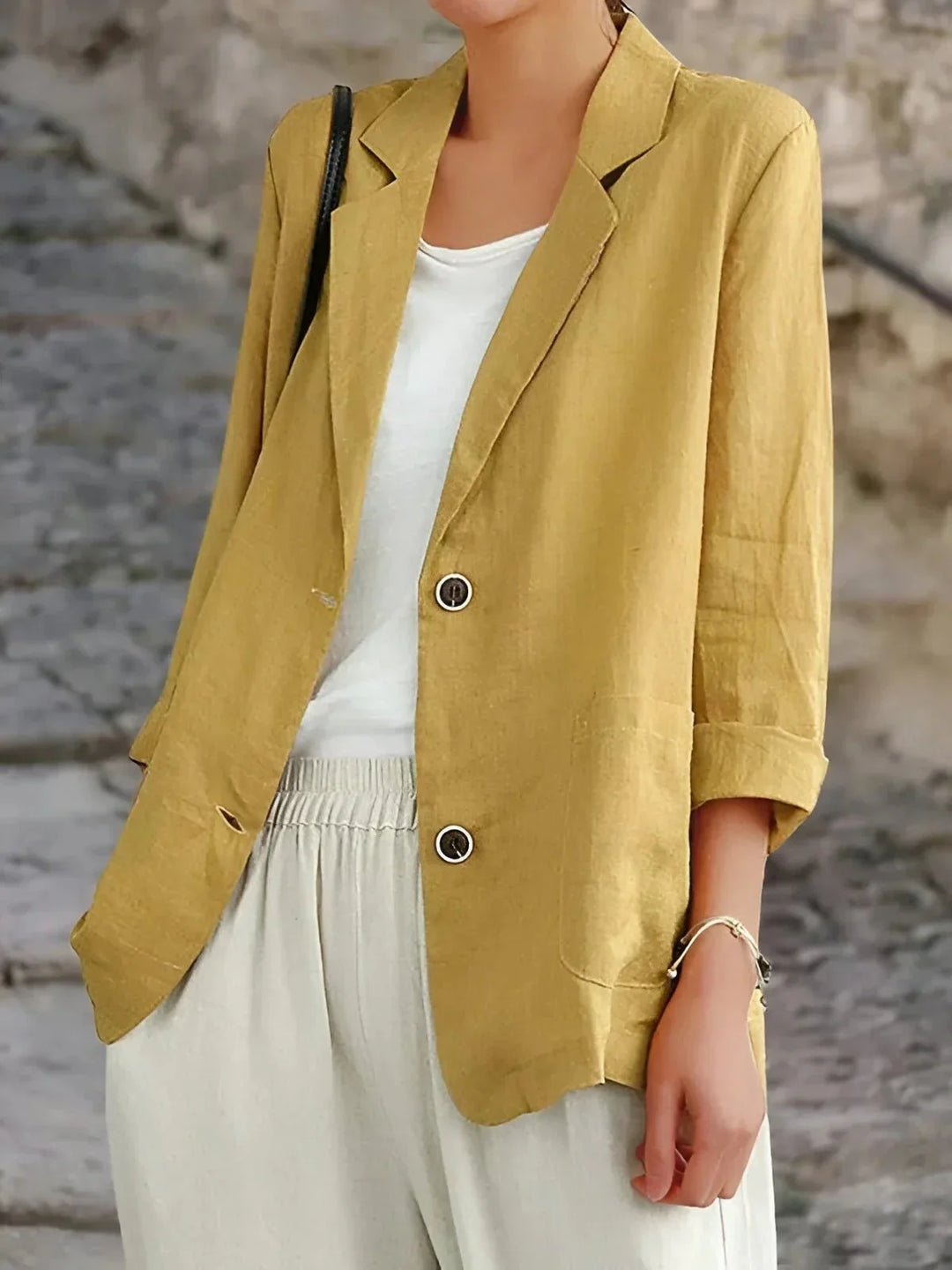 Women's Tailored Linen Blazer with 3/4 Sleeves